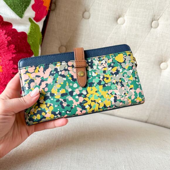 Fossil Emma Navy Green Yellow Pink Floral Wallet - Picture 1 of 9